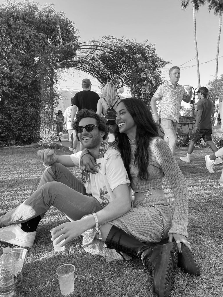 Amanda-Leo-Couple-pics-10