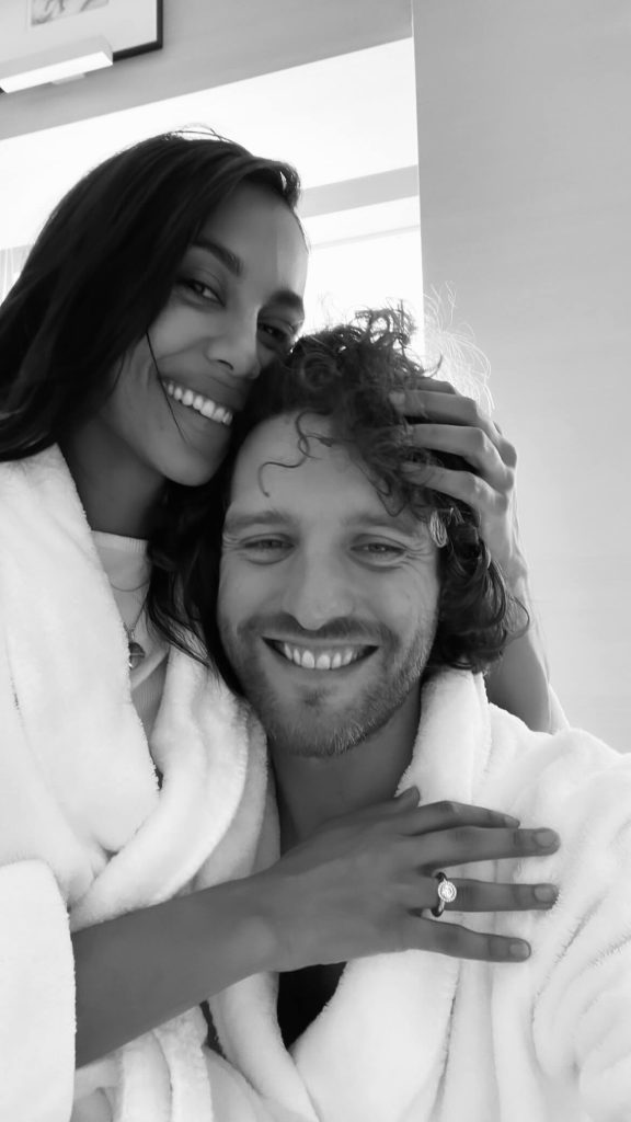 Amanda-Leo-Couple-pics-2