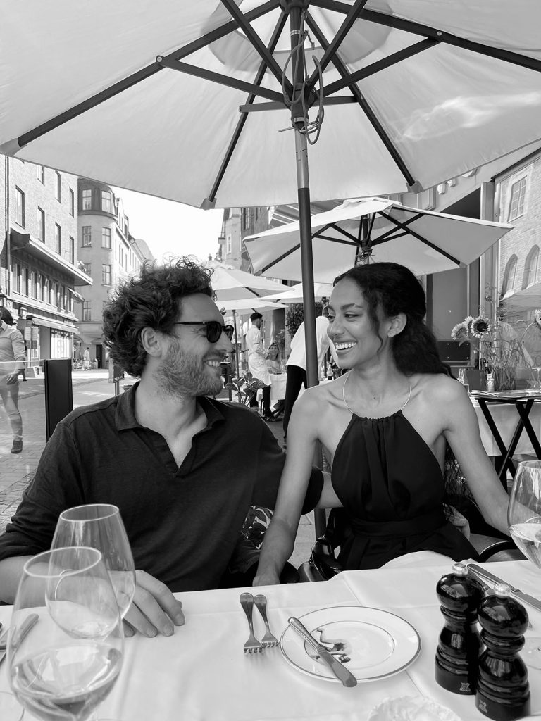 Amanda-Leo-Couple-pics-4