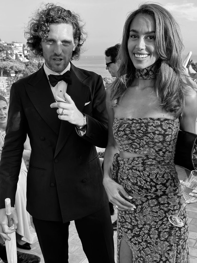 Amanda-Leo-Couple-pics-6